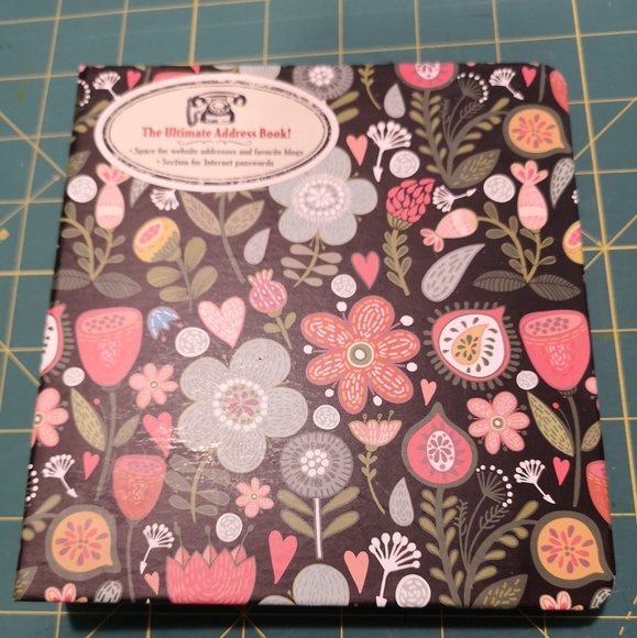 Address book - Picture 1 of 3